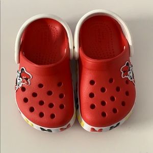 Minnie Mouse Crocs